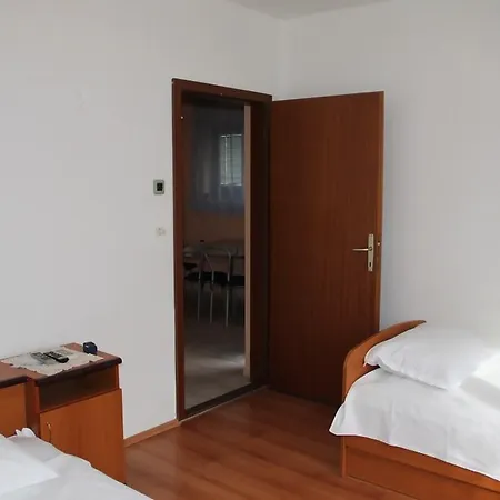 Maca Guest house Murter
